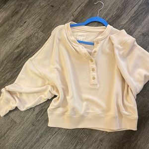 American Eagle Small Sweater